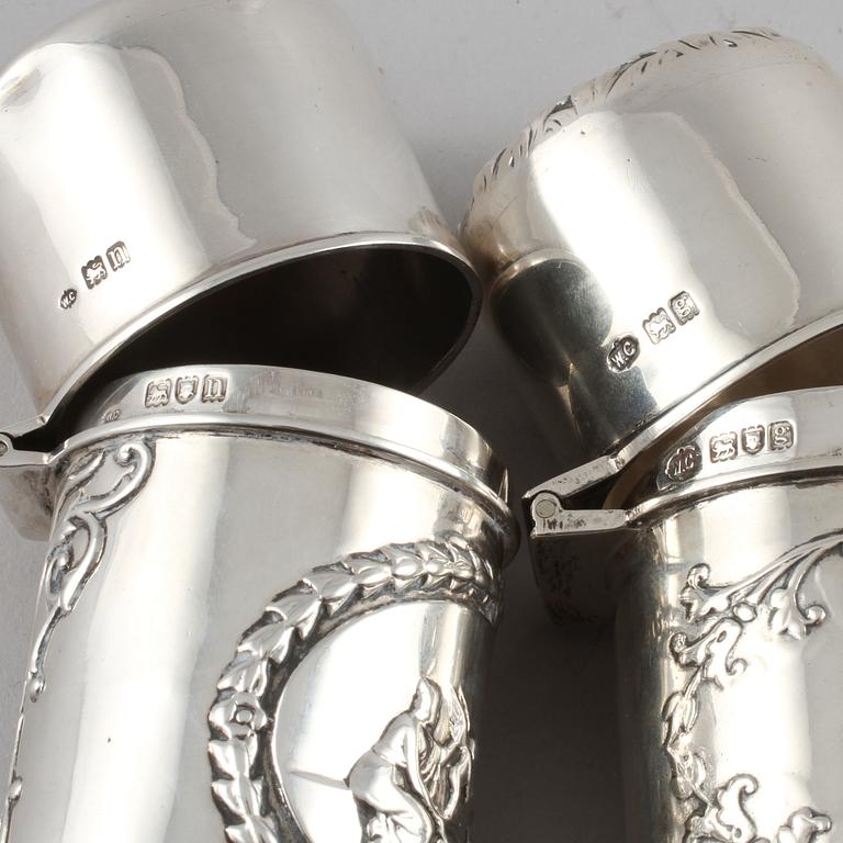 CIGARETTBURKAR, 2 st, silver, William Comyns, London 1902 och 1908.