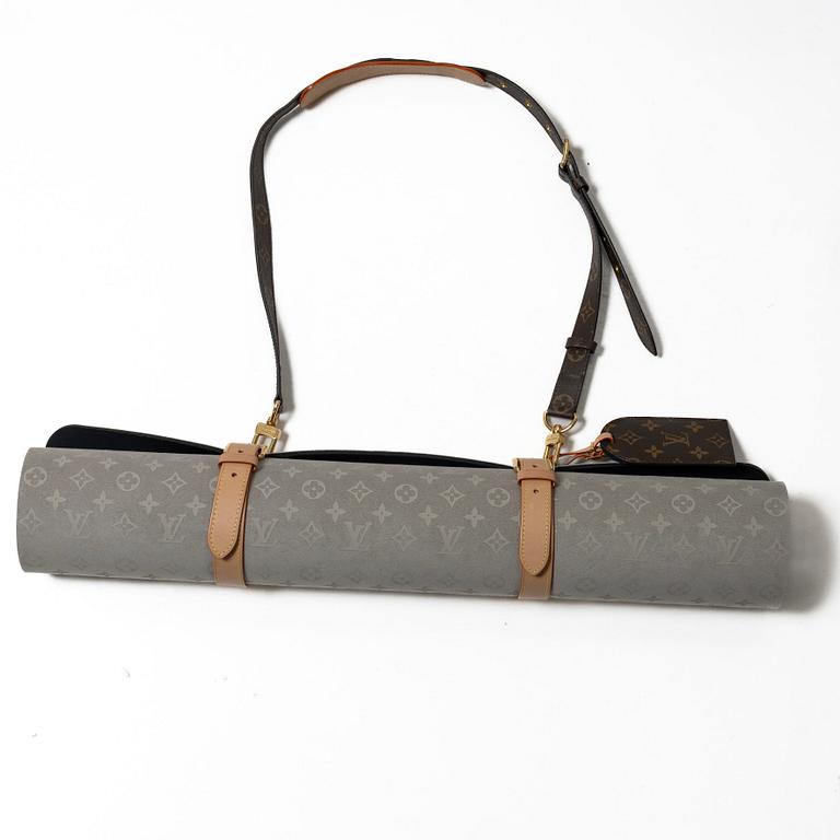 Louis Vuitton, Exercise mat.