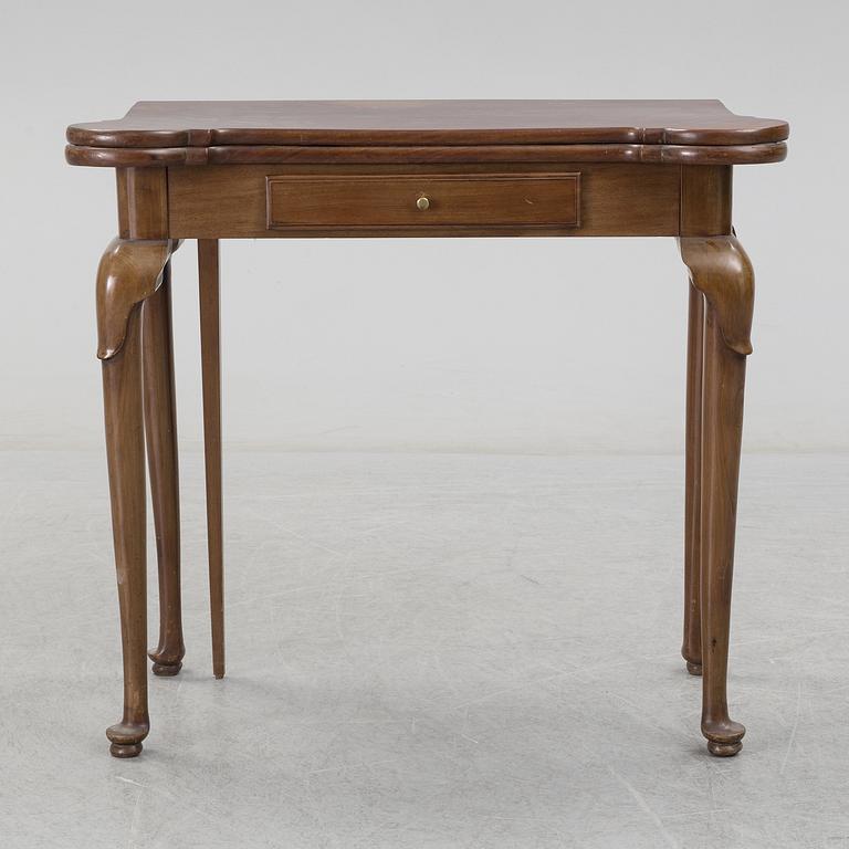 A mahogany games table, 18th Century.