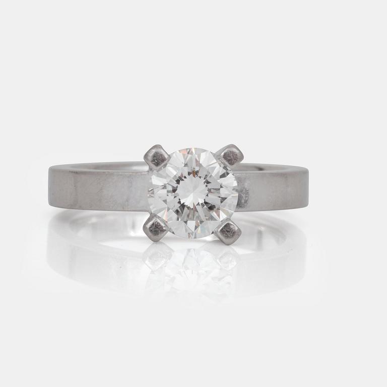 A circa 1.63 ct brilliant-cut diamond ring. Quality circa F/VVS.