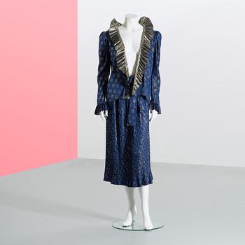 DRÄKT, två delar, Yves Saint Laurent.