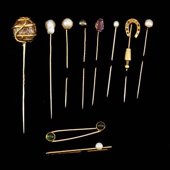 PARTI SMYCKEN, 18k och 14k guld. Sverige, 1900-tal. Totalvikt 23,3 resp 5,7g.