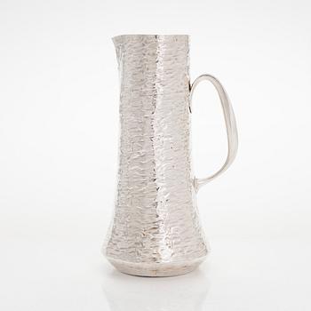Tapio Wirkkala, tillbringare och bägare, 6 st, sterlingsilver, Kultakeskus, Tavastehus 1973-1974.