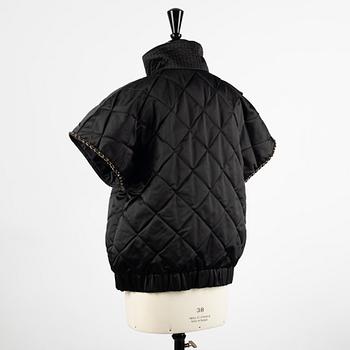 Chanel, jacket/vest, size Fr 38.