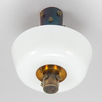 Paavo Tynell, a mid-20th century '9040' ceiling light for Taito.