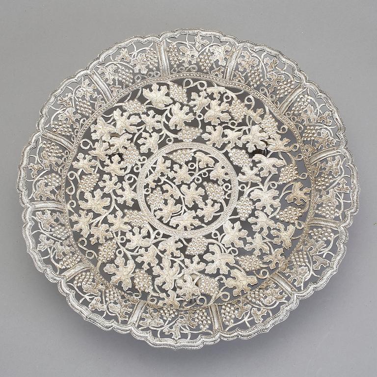 FAT, silver, empirestil, 1900-tal. Vikt 632,9 g.