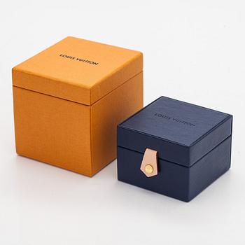 Louis Vuitton, kaulakoru, "Idylle Blossom Pendant", 18K valkokultaa ja timantteja.
