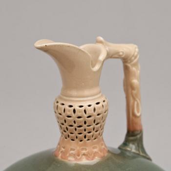 KANNA / KARAFF, porslin, Zsolnay, Ungern, secession/jugend, 1800-talets slut.