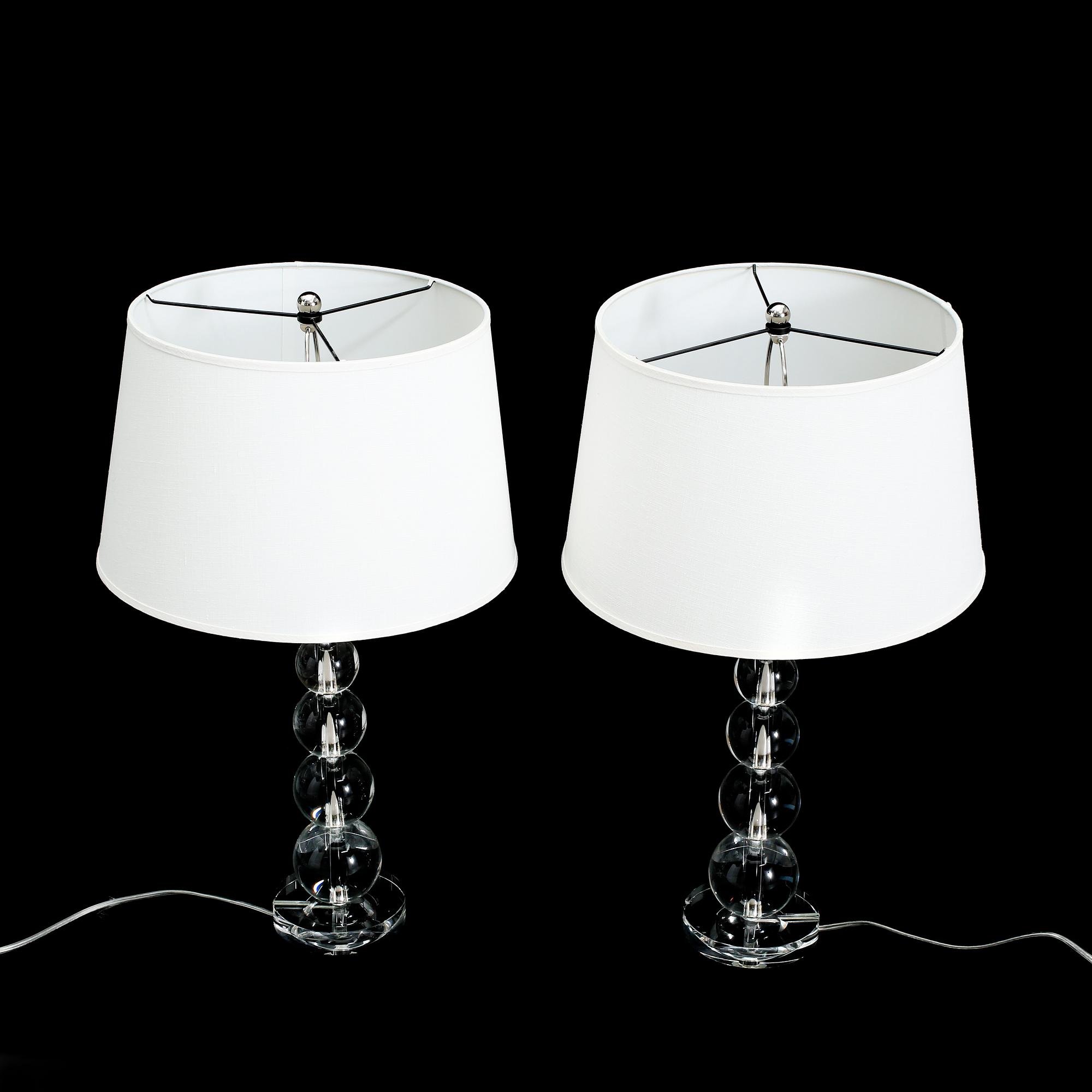 BORDSLAMPOR, ett par, omkring år 2000.