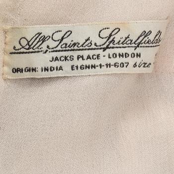 TOP, All Saints Spitalfields, in size 8.