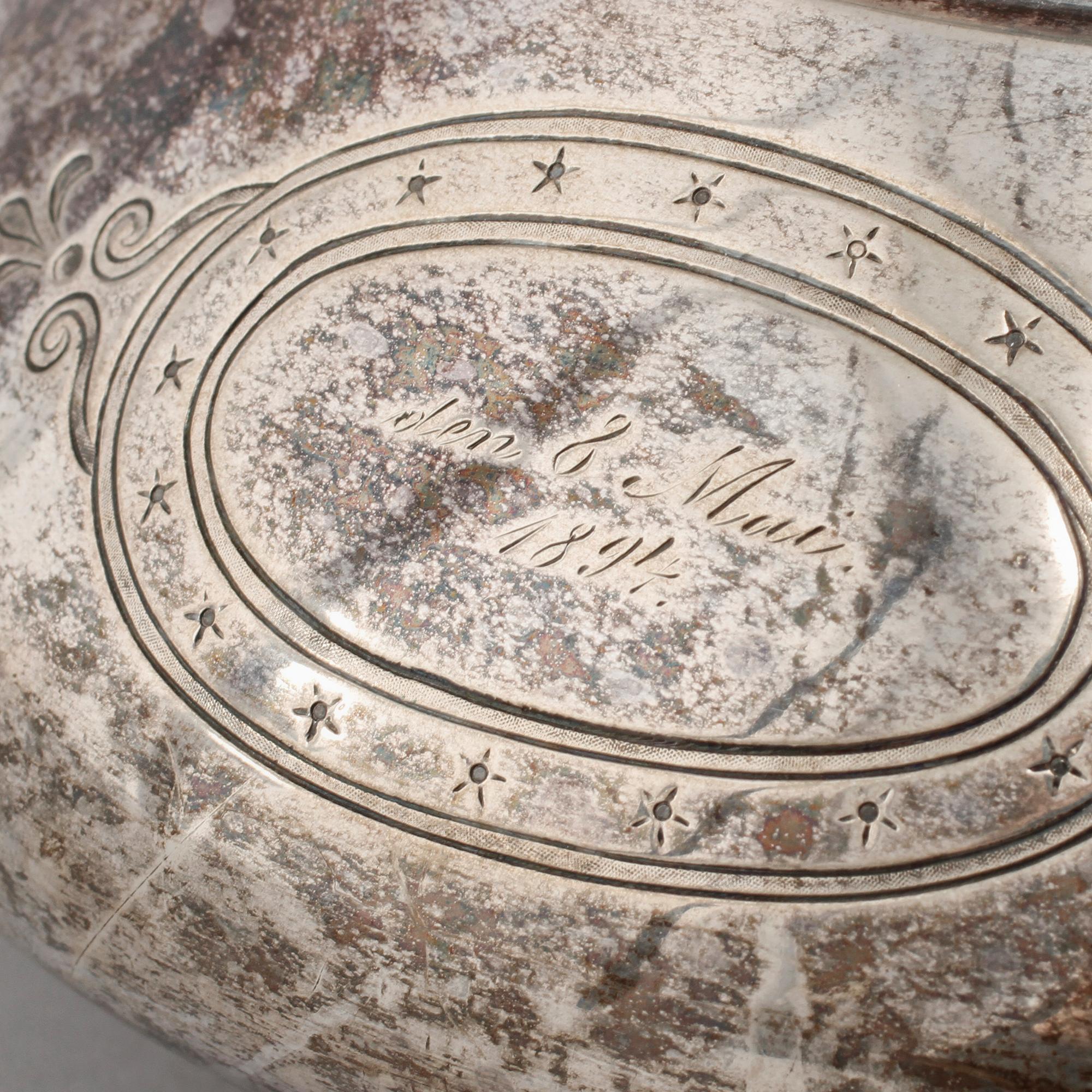 KANNA, silver, kontrollstämpel Simon Groth, Köpenhamn, 1878, vikt 750 g.