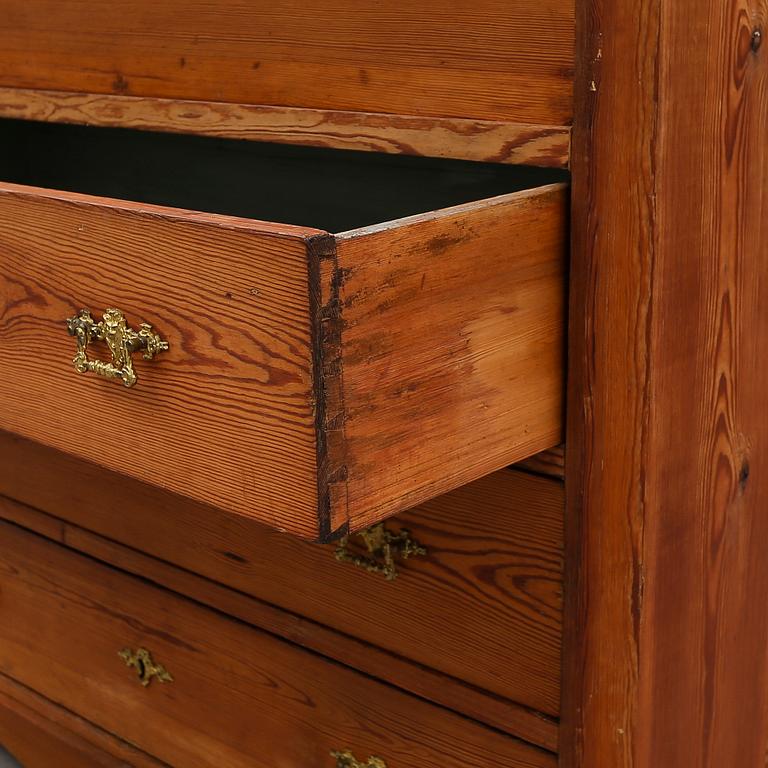 CHIFFONJÉ, 1800-talets andra hälft.