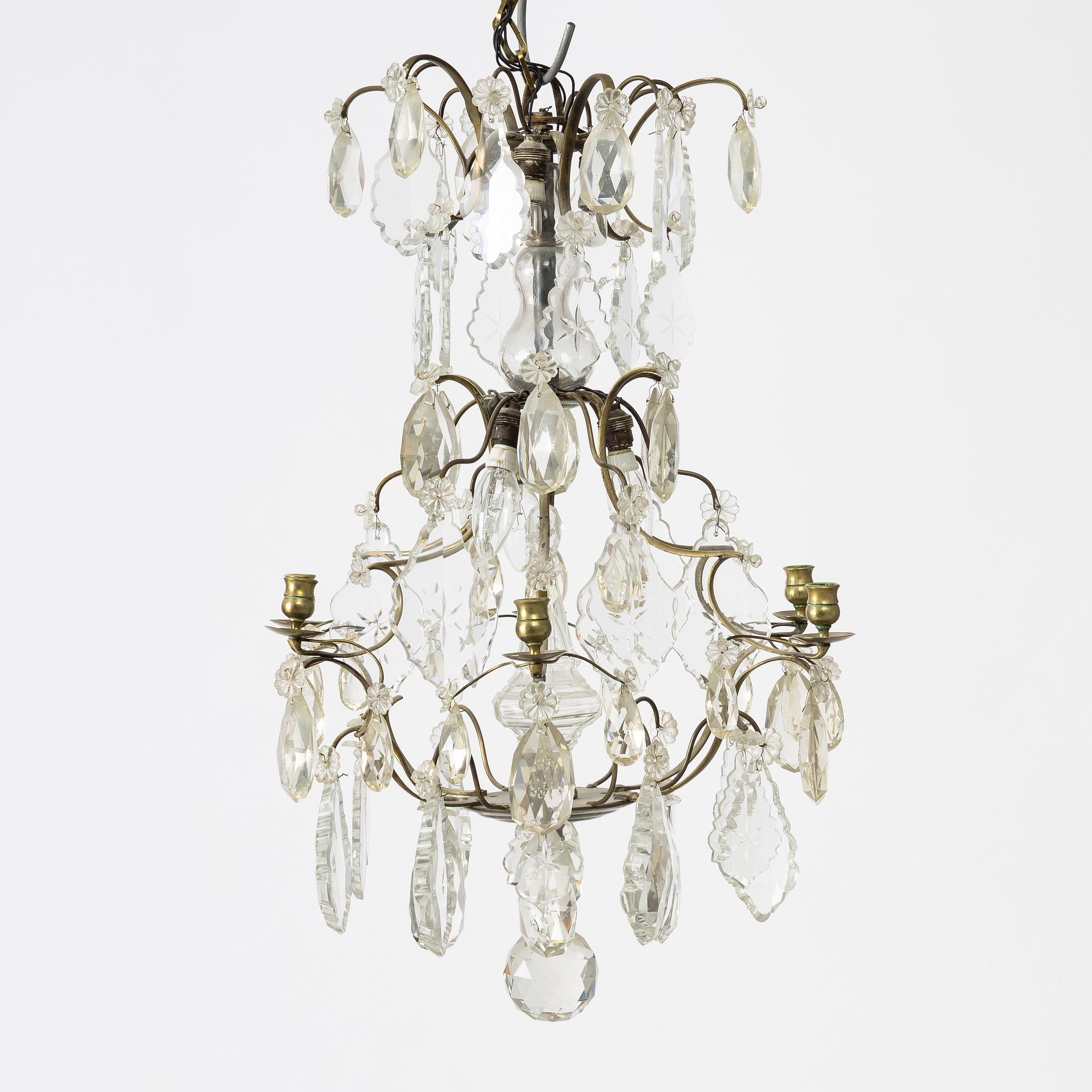 Ljuskrona, rokokostil, 1900-talets första hälft.