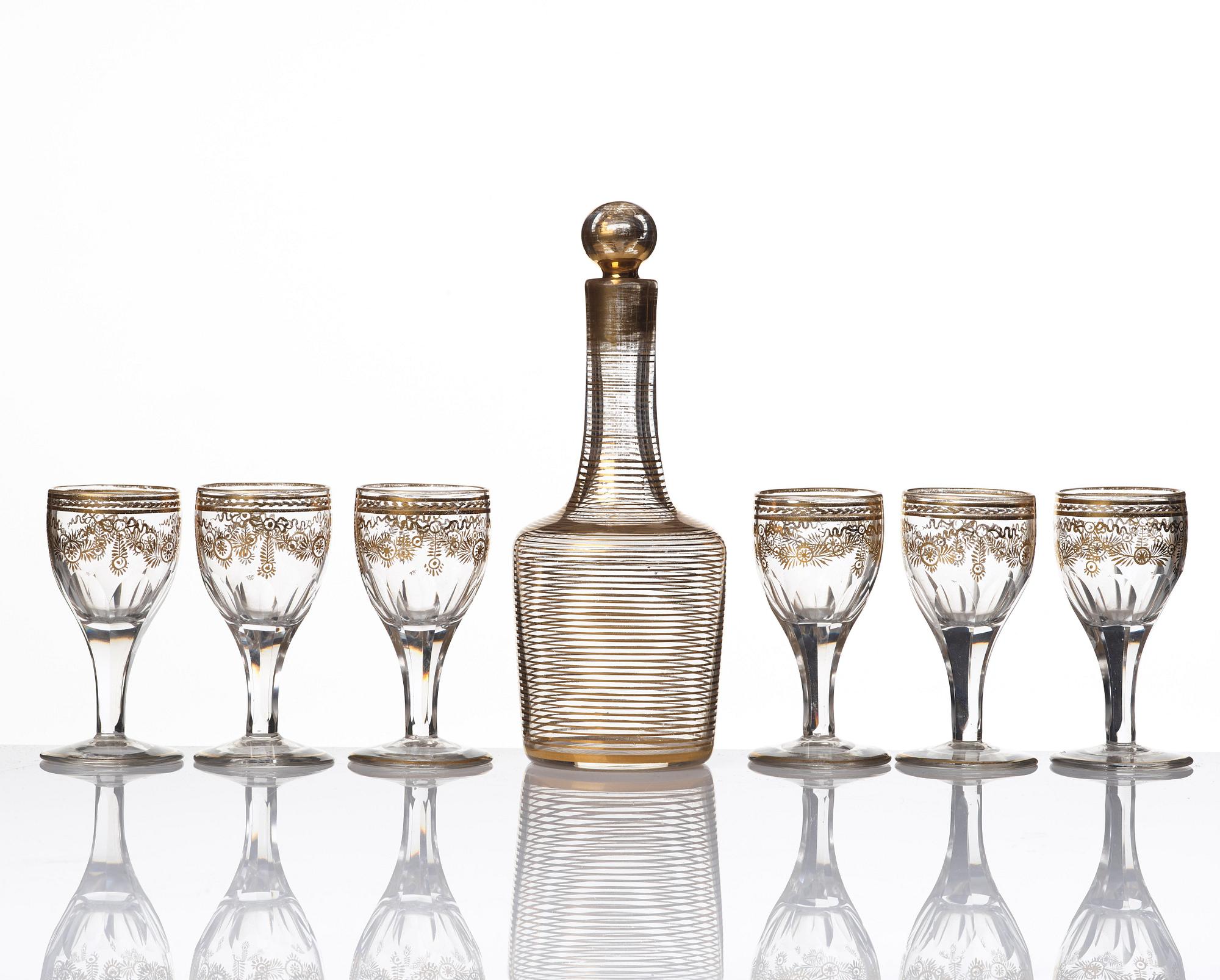 KARAFF och GLAS, sex stycken, glas. Ryssland, 1800-tal.