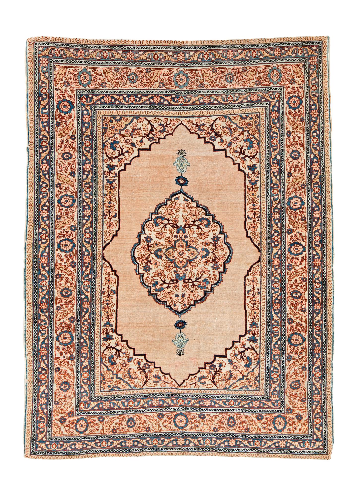 ANTIQUE TABRIZ. 169,5 x 126,5 cm.