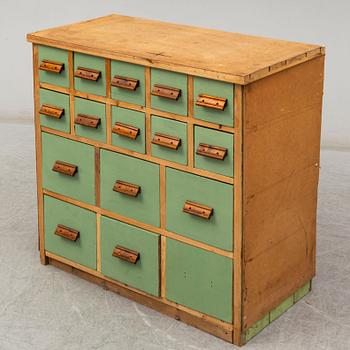 A mid 20th century chest of drawers.