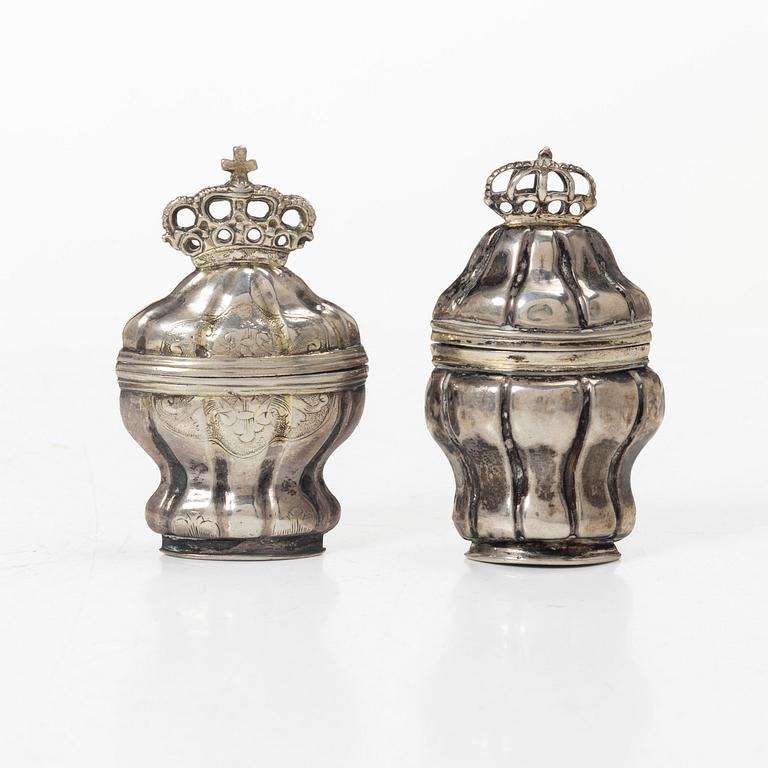 Two silver snuff boxes, probably Denmark and one with Swedish hallmark, 18th/19th Century.