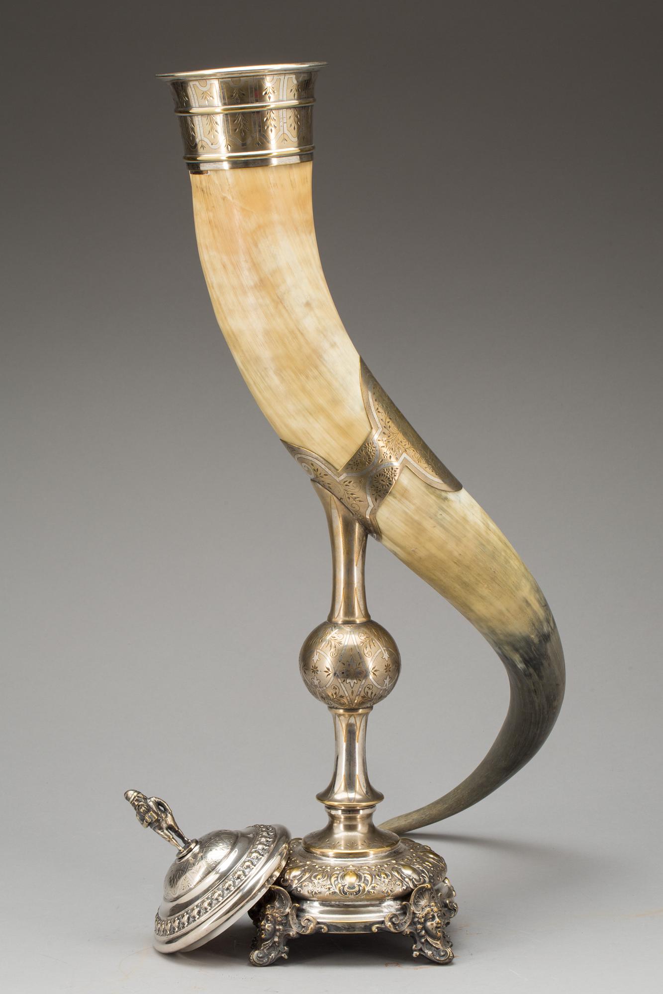 PRAKTDRYCKESHORN, horn och nysilver, 1800-talets slut.