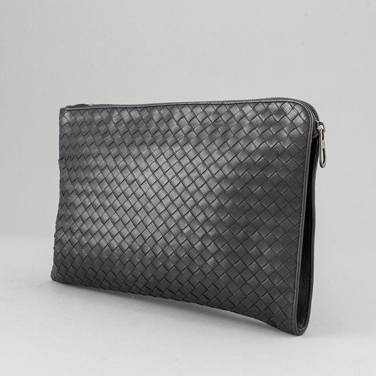 Bottega Veneta, clutch.