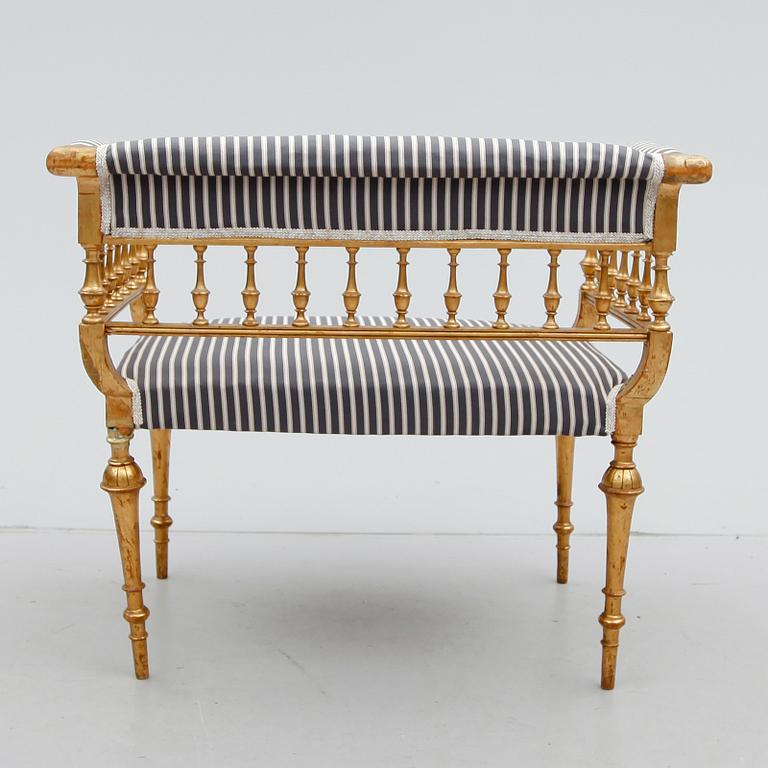 SOFFA, sent 1800-tal, mindre modell.