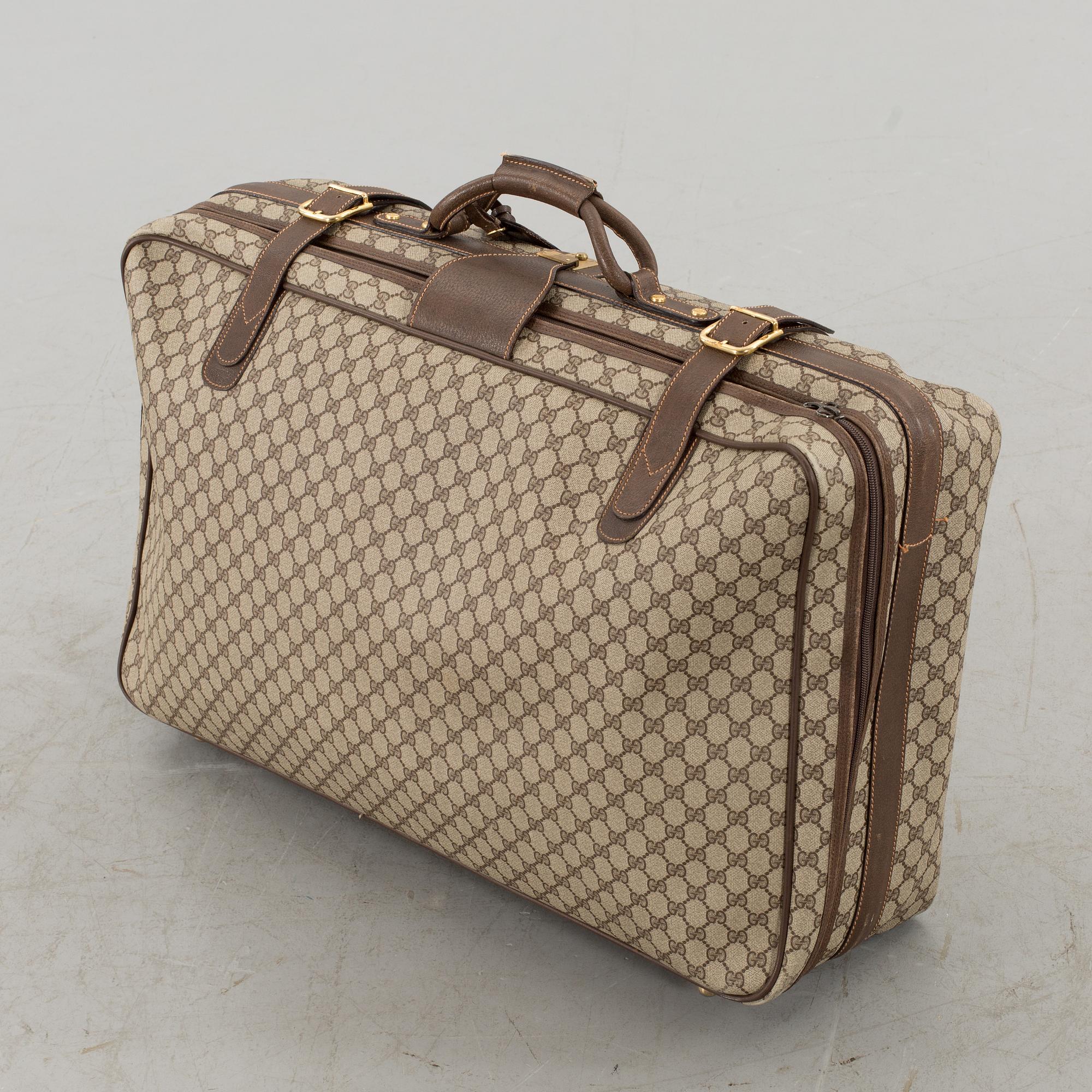 GUCCI, suitcase.