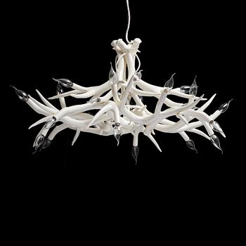 Jason Miller, takkrona, "Superordinate Chandelier 12 Antlers, taklampa, Roll & Hill, USA.