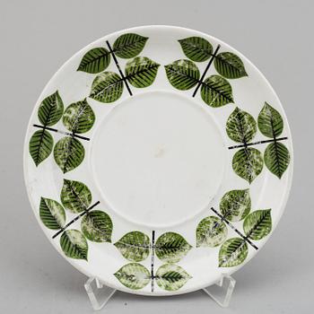 STIG LINDBERG, a 15 piece part service, 'Berså', Gustavsberg.