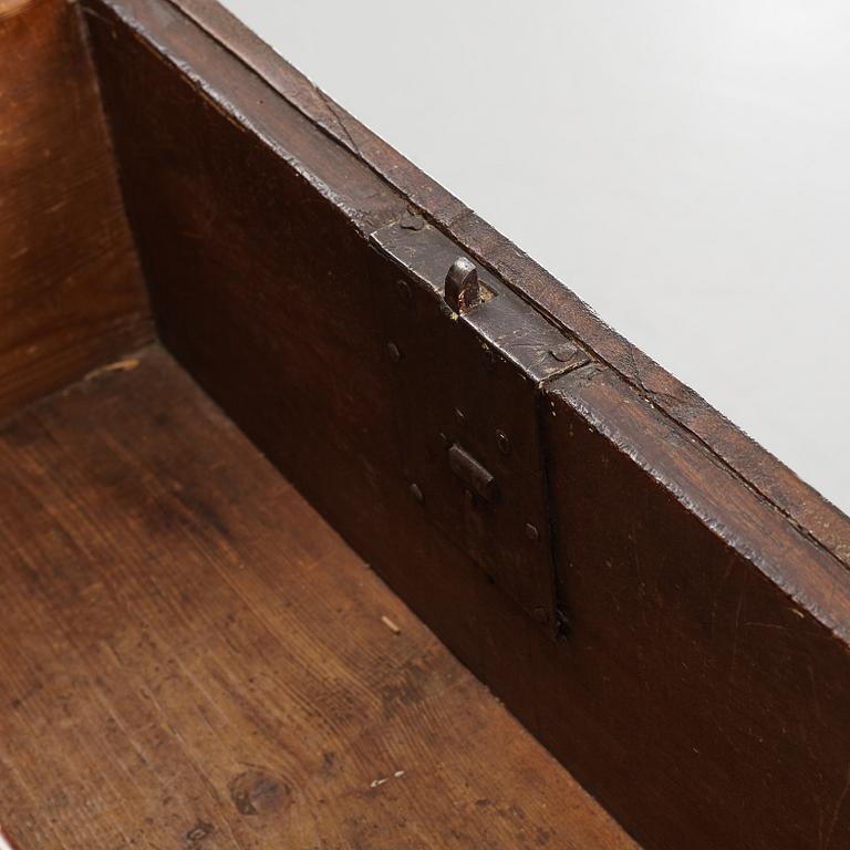 A 18th century cabinet.