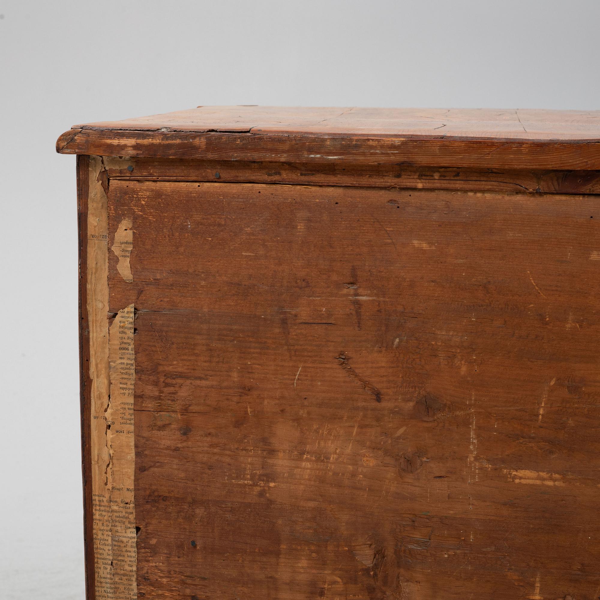 Byrå, sengustaviansk, sent 1700-tal.