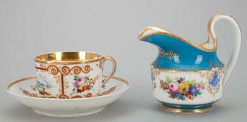 GRÄDDSNÄCKA och KAFFEKOPP, porslin, Popov, empire, Ryssland, 1800-talets början.