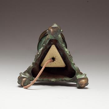 BORDSLAMPA, brons. Barockstil, 1900-talets första hälft.