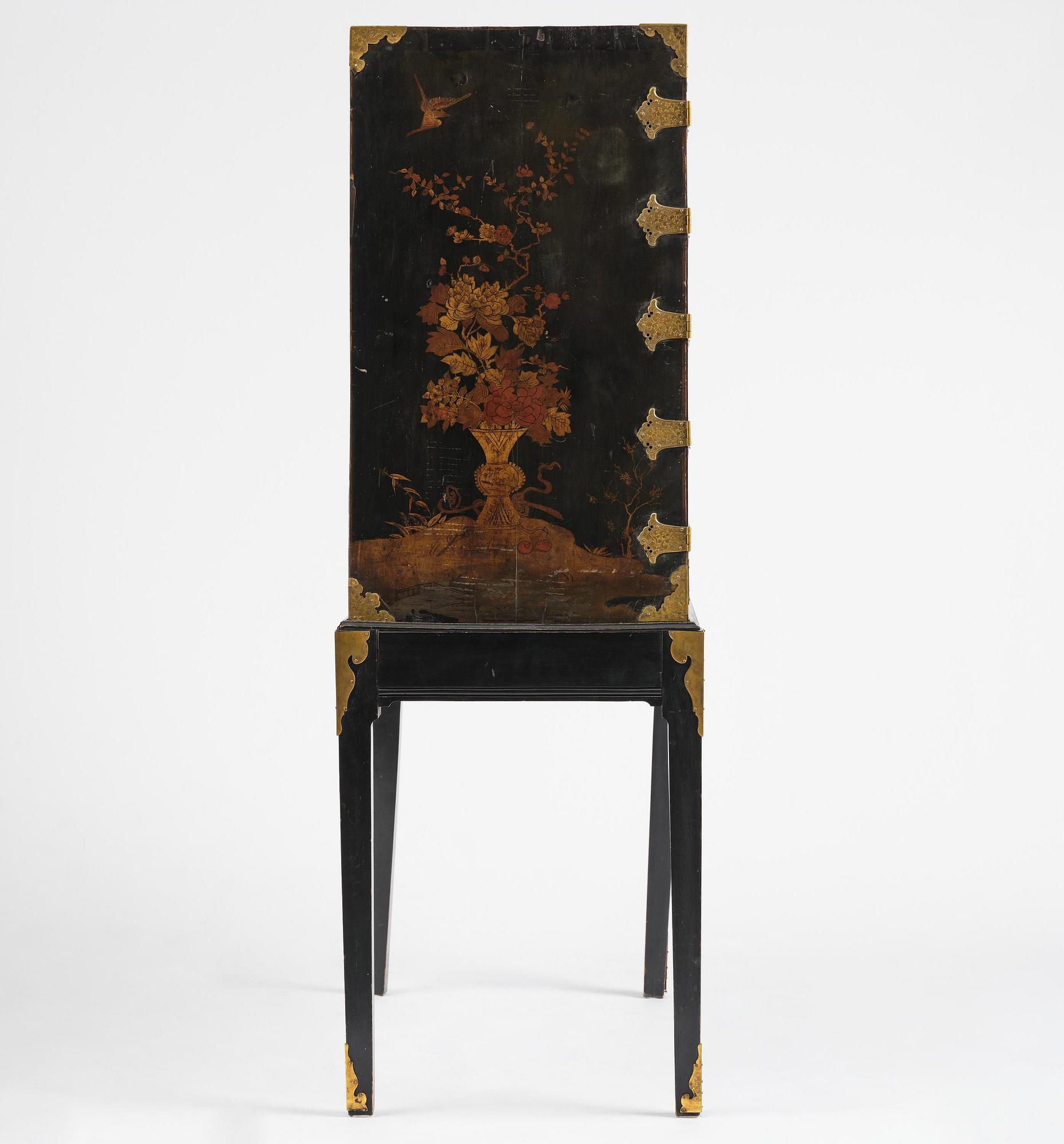 Kabinettskåp, troligen Tyskland, 1700-talets mitt.