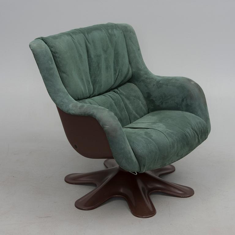 YRJÖ KUKKAPURO, fåtölj, "418", Haimi, 1960/1970-tal.