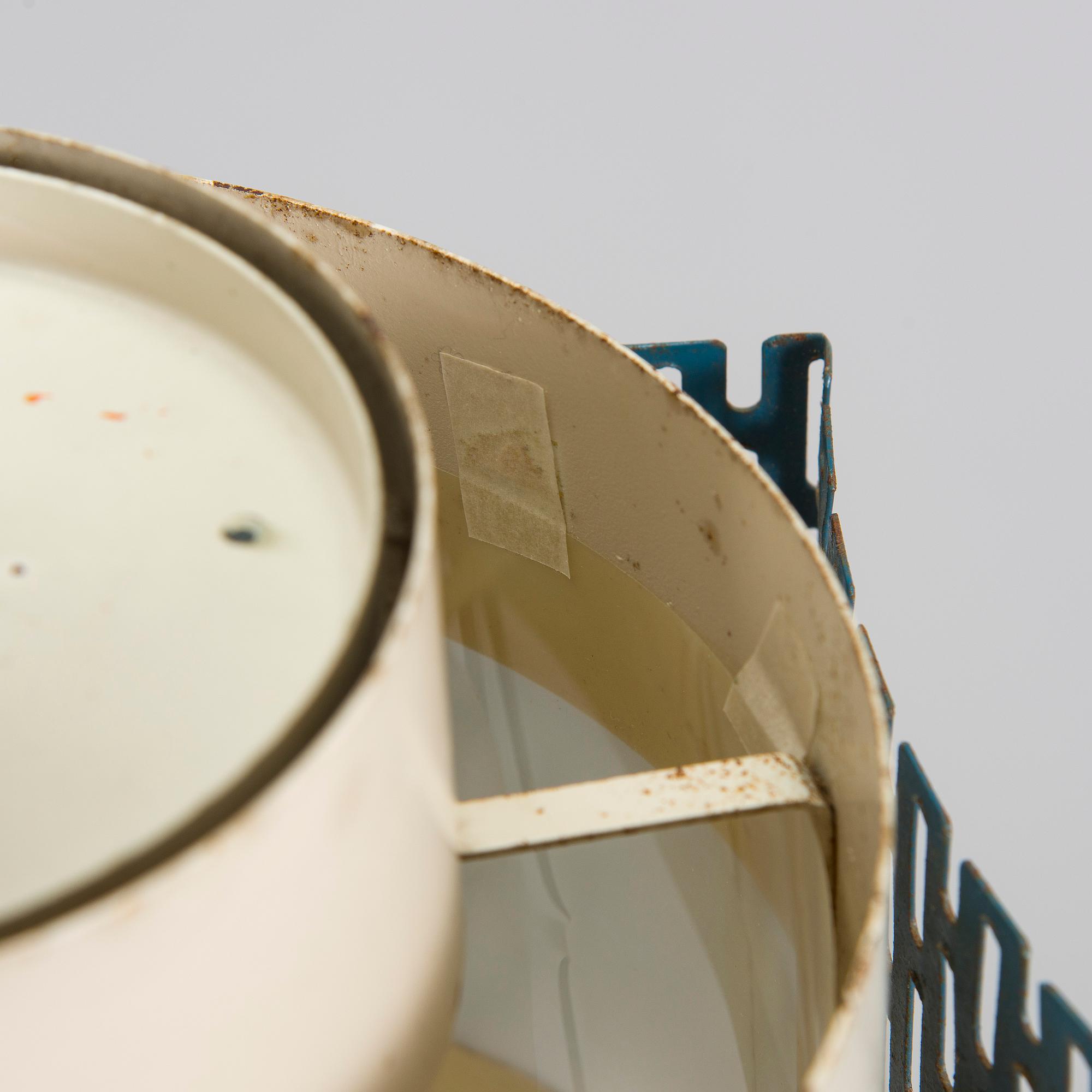 Paavo Tynell, kattovalaisin, prototyyppi, 1960-luvun loppu.