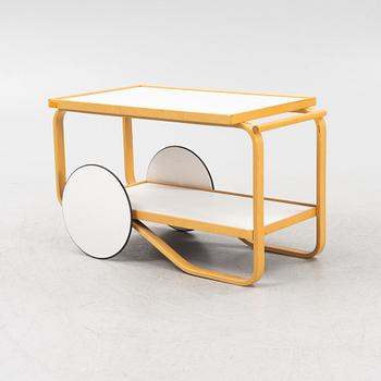 Alvar Aalto, serveringsvagn, modell 901, Artek.