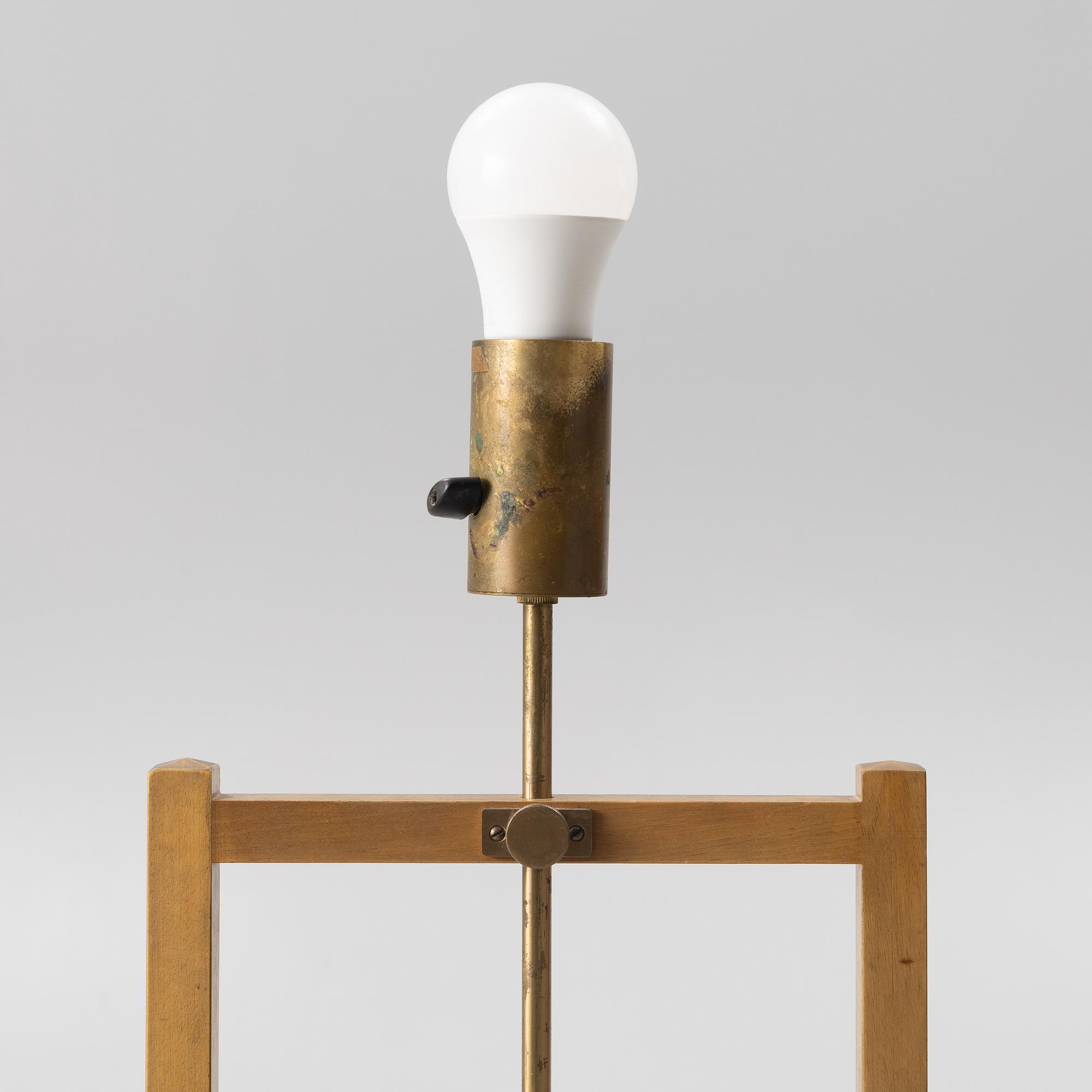 Josef Frank, golvlampa, modell 2548, "Kryckan", Firma Svenskt Tenn.