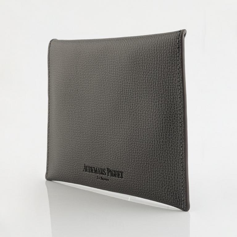 Audemars Piguet, clutch, 11,5 x 16 mm.