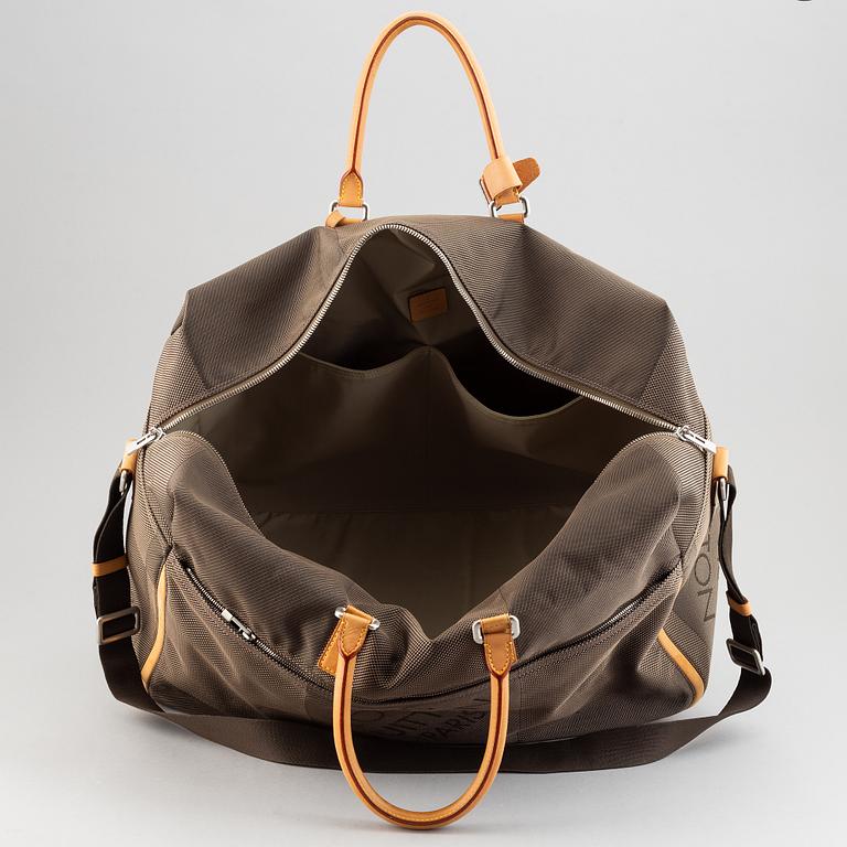 Louis Vuitton, weekendbag 'Souverain Keepall'.