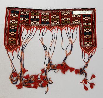 DÖRRÖVERSTYCKE, Turkmen. Ca 138 x 200 cm.
