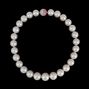 975. A cultured South sea pearl necklace, 17-14 mm, clasp with diamonds and pink sapphires.