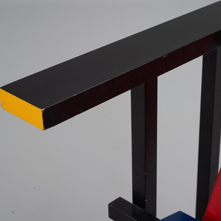 Gerrit Rietveld, easy chair, 'Red and blue chair', Cassina.