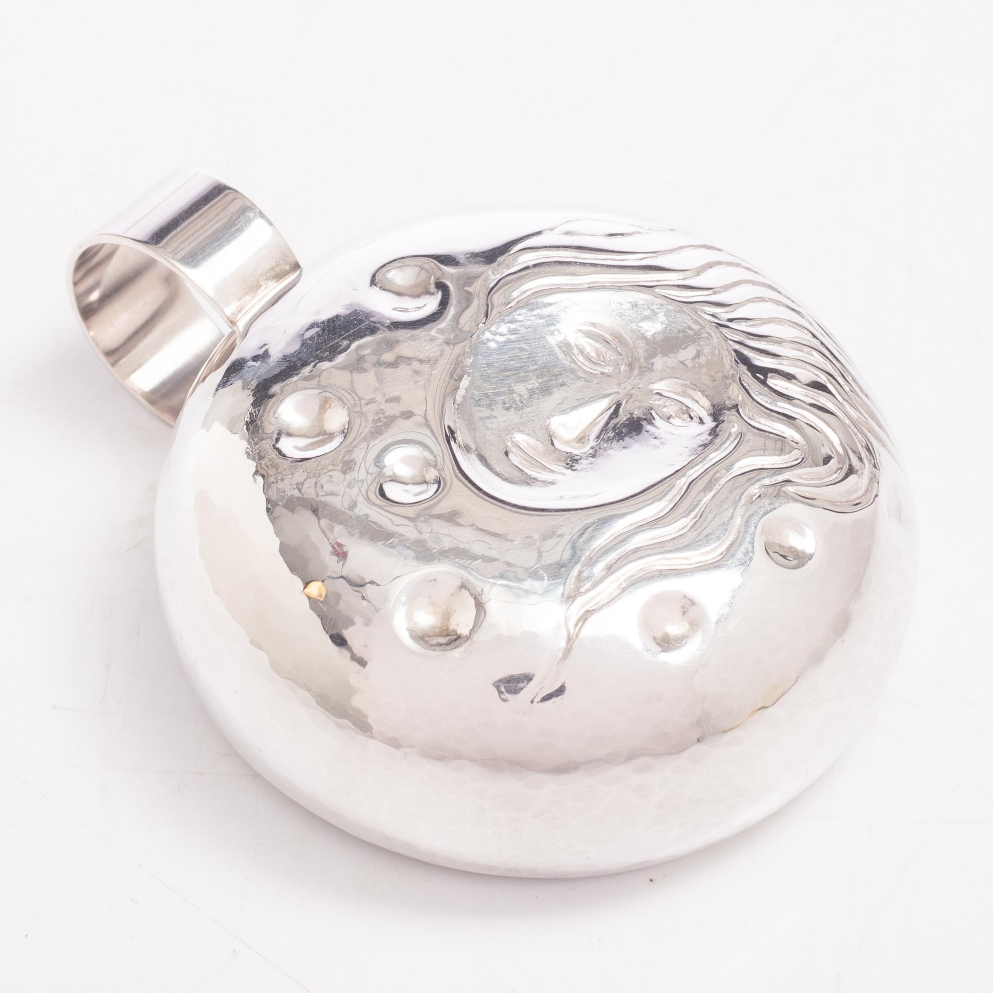 Olle Ohlsson, Tasse a vin, silver, Olle Ohlsson Silversmide, Stockholm 1992.