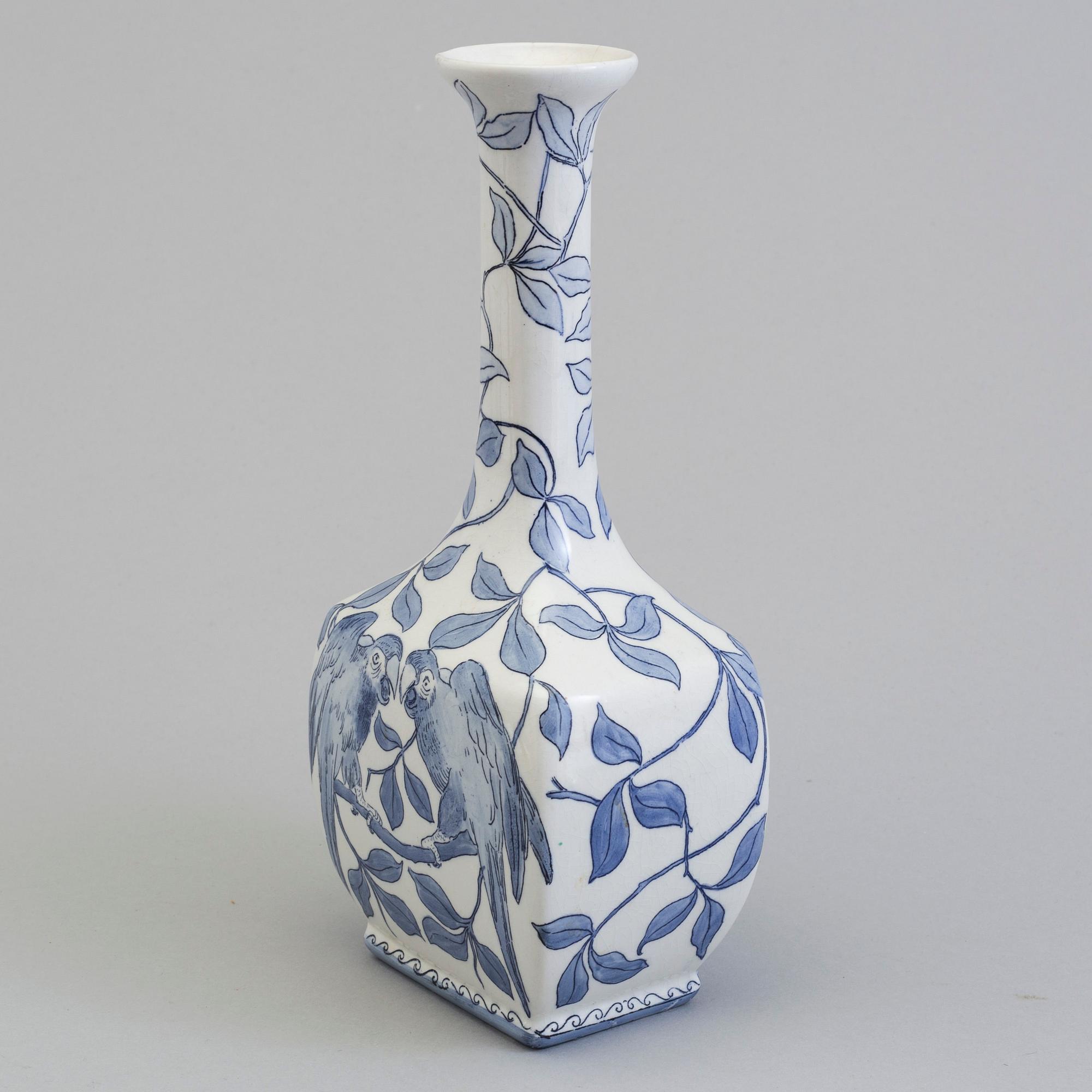 A creamware vase designed by Alf Wallander for Rörstrand.