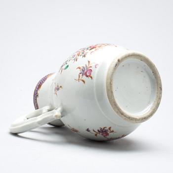 KANNA, porslin, Kina, Qianlong (1736-95).