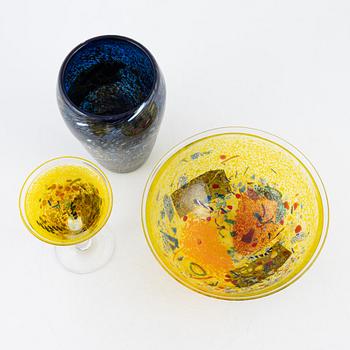 Bertil Vallien, a vase, a glass goblet and a bowl, Kosta Boda.
