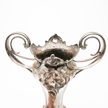 Württembergische Metallwarenfabrik (WMF), Art Nouveau vase, early 20th century.