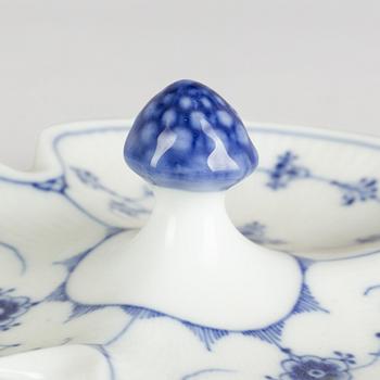 A 'Blue Fluted Plain' porcelain cabaret, Royal Copenhagen, model 449, 1898-1923.