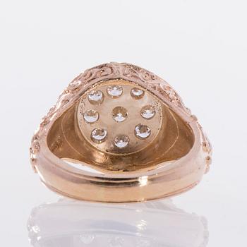 RING, herr, 14K guld, briljantslipade diamanter. Finska kontrollstämplar. Vikt ca 16,9 g.