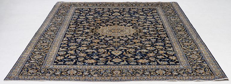 Matta, Keshan, ca 385 x 270 cm.