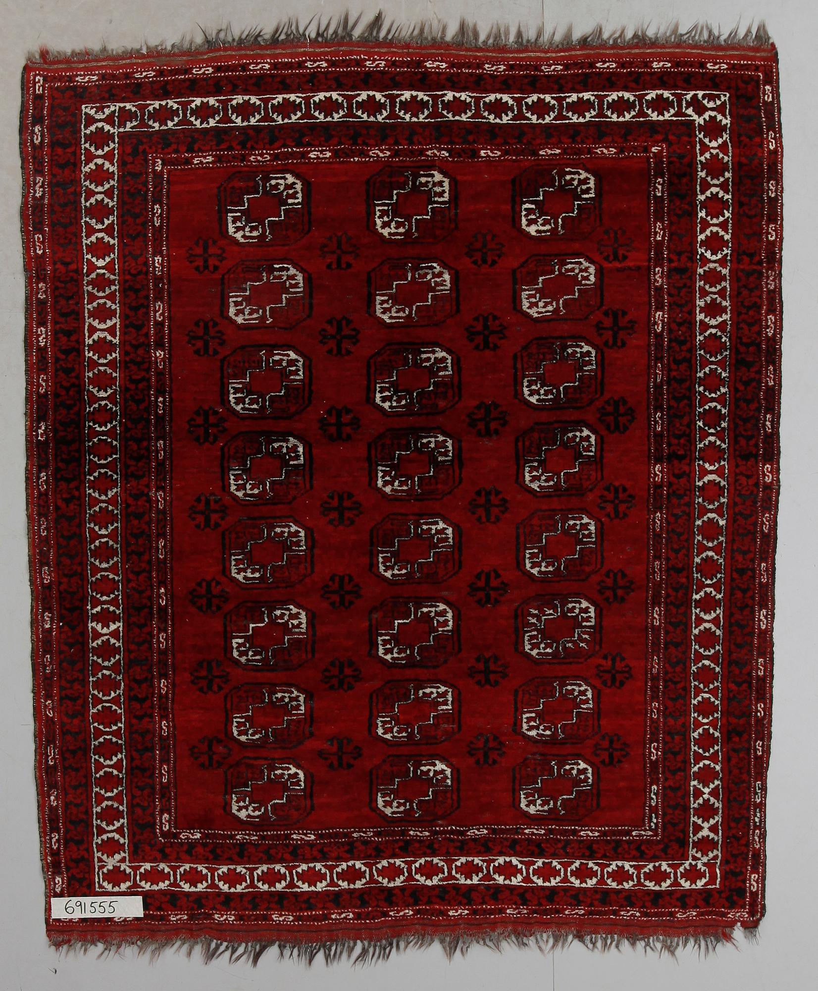 MATTA, Afghan, ca 210 x 177 cm.